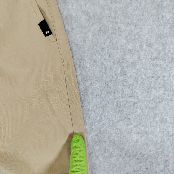 QuickSilver Amphibian Shorts Size 27 Beige Tan 10in Inseam Stretch Beach Board - Picture 4 of 13